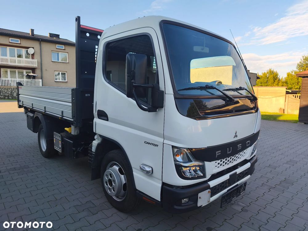 Mitsubishi Fuso Canter - 25