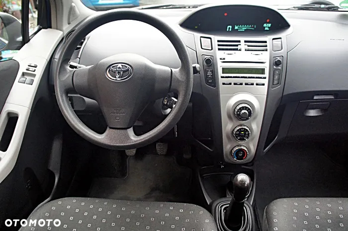 Toyota Yaris 1.0 Active - 18