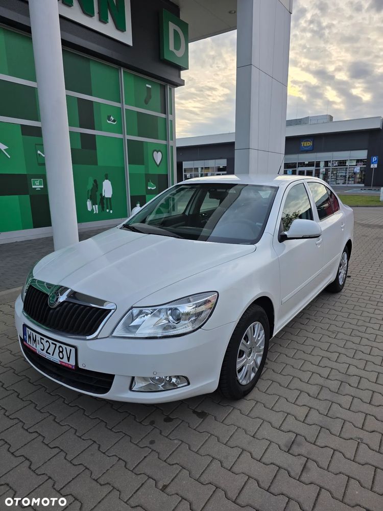 Skoda Octavia 1.6 Ambition - 24