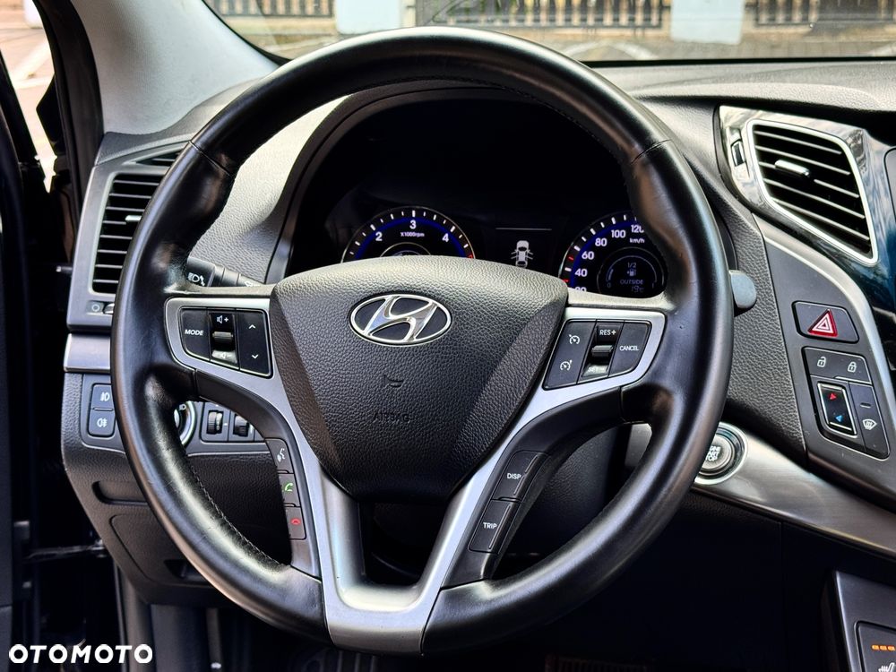 Hyundai i40 1.7 CRDi Automatik Premium - 27