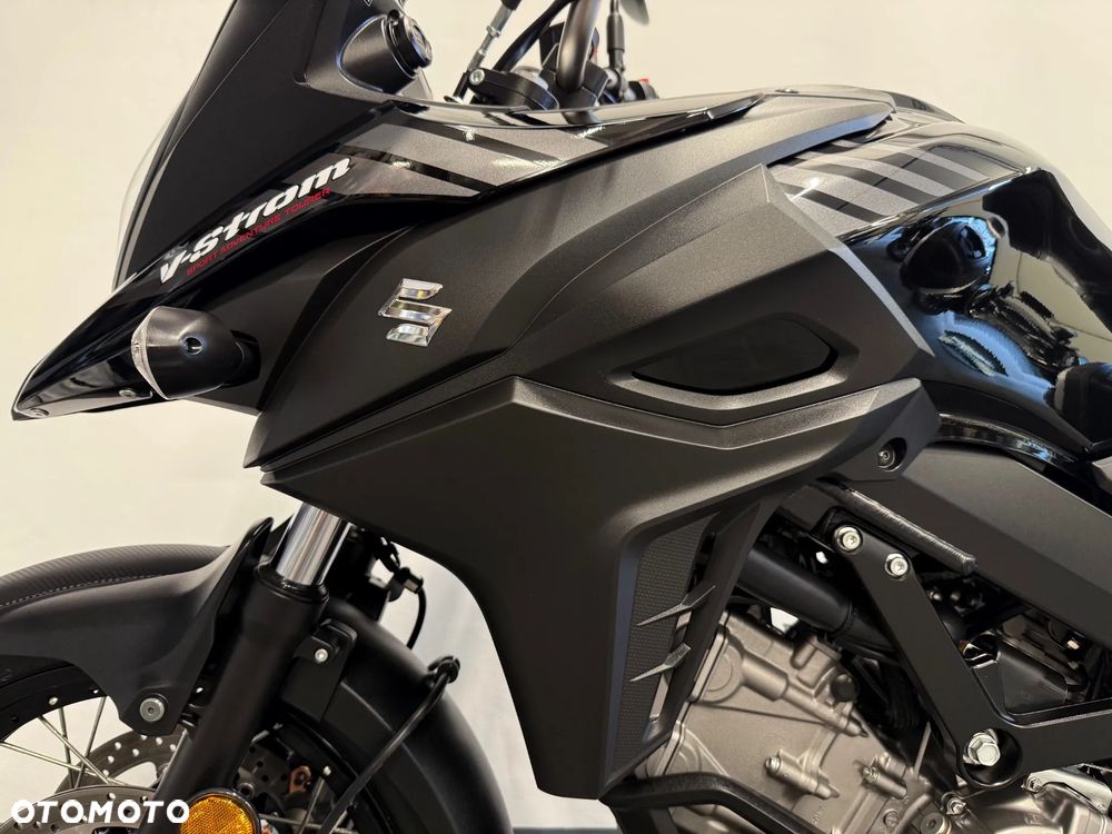 Suzuki V-STROM - 23