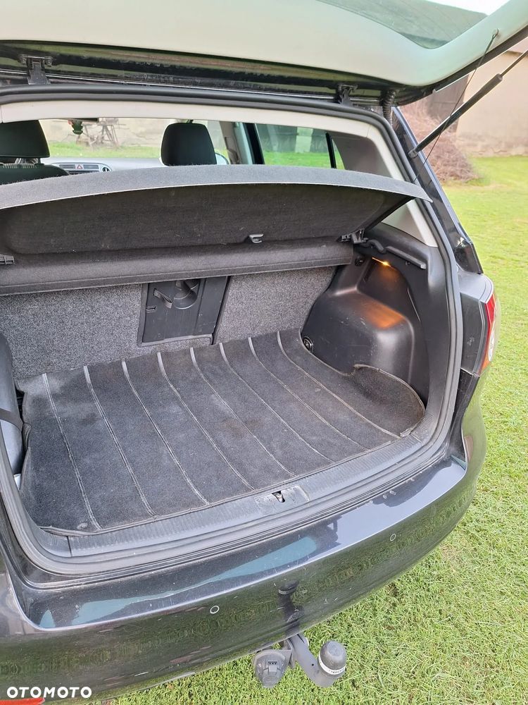 Volkswagen Golf Plus 2.0 TDI DSG Comfortline - 11