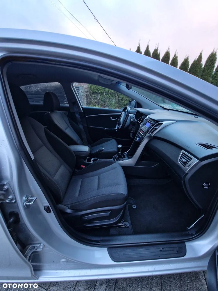 Hyundai i30 1.6 CRDI Passion Plus - 9