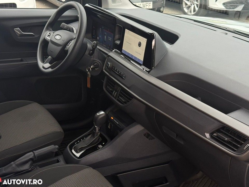 Ford Tourneo Courier - 16