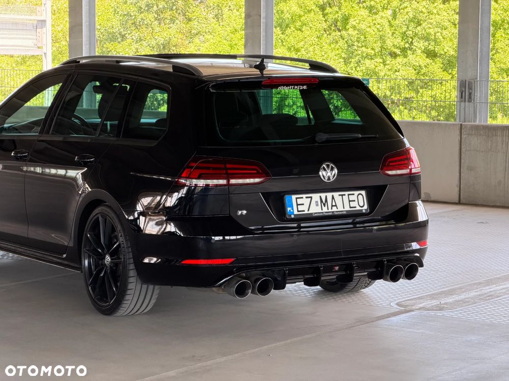 Volkswagen Golf - 11