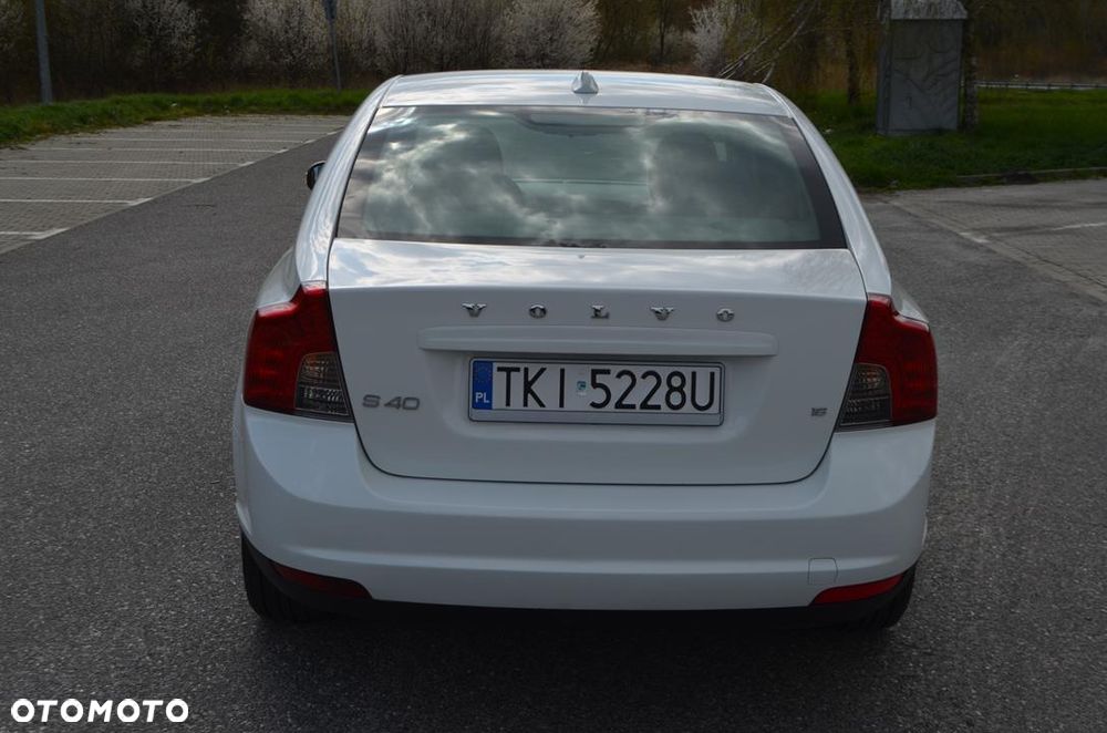 Volvo S40 1.6 Sport - 7