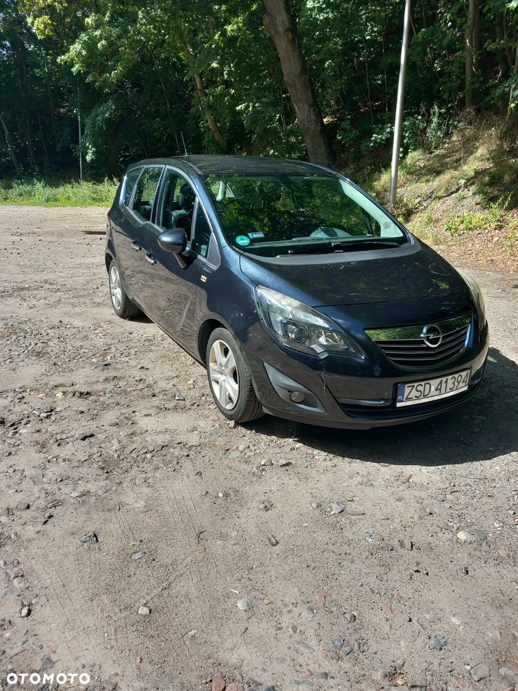 Opel Meriva 1.7 CDTI Cosmo - 1
