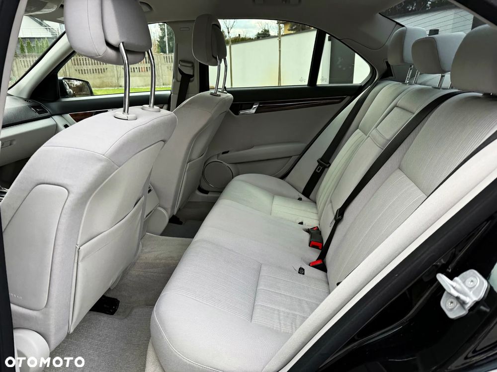 Mercedes-Benz Klasa C - 13