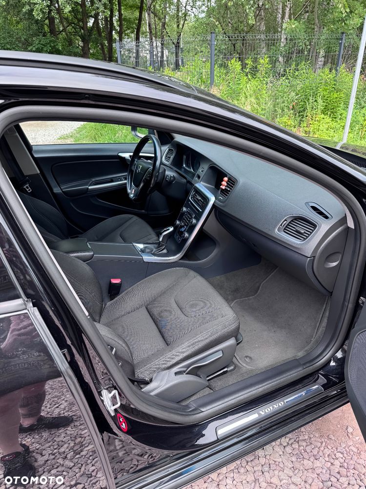 Volvo V60 D2 Drive-E Kinetic - 9