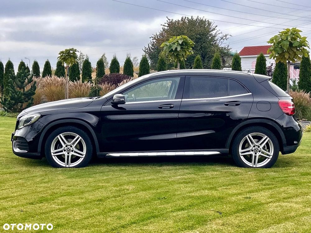 Mercedes-Benz GLA - 6