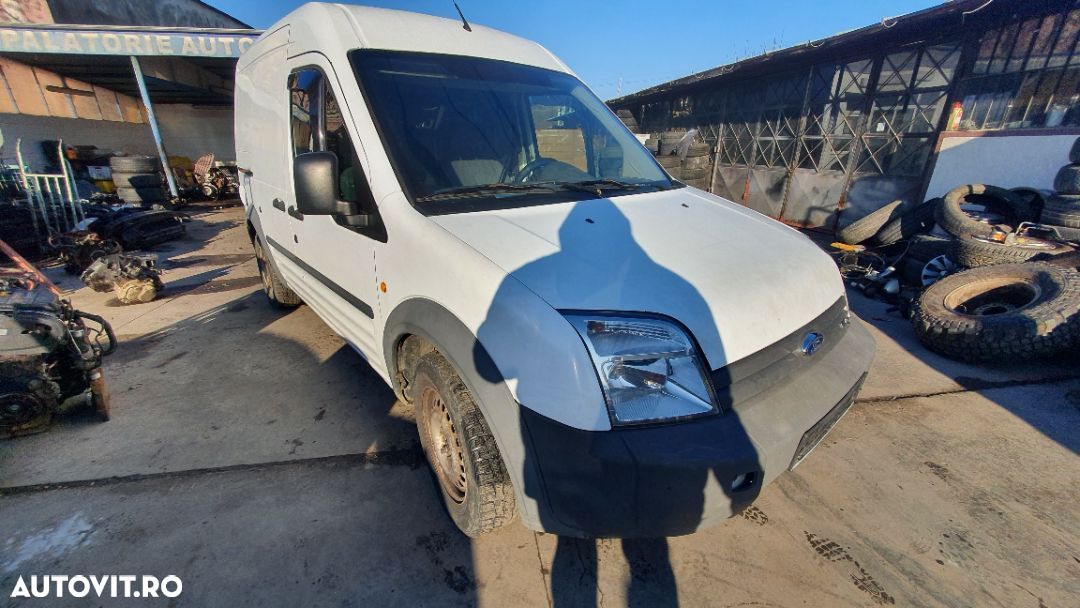 Dezmembram Ford Transit Connect 1.8 TDCI - 1