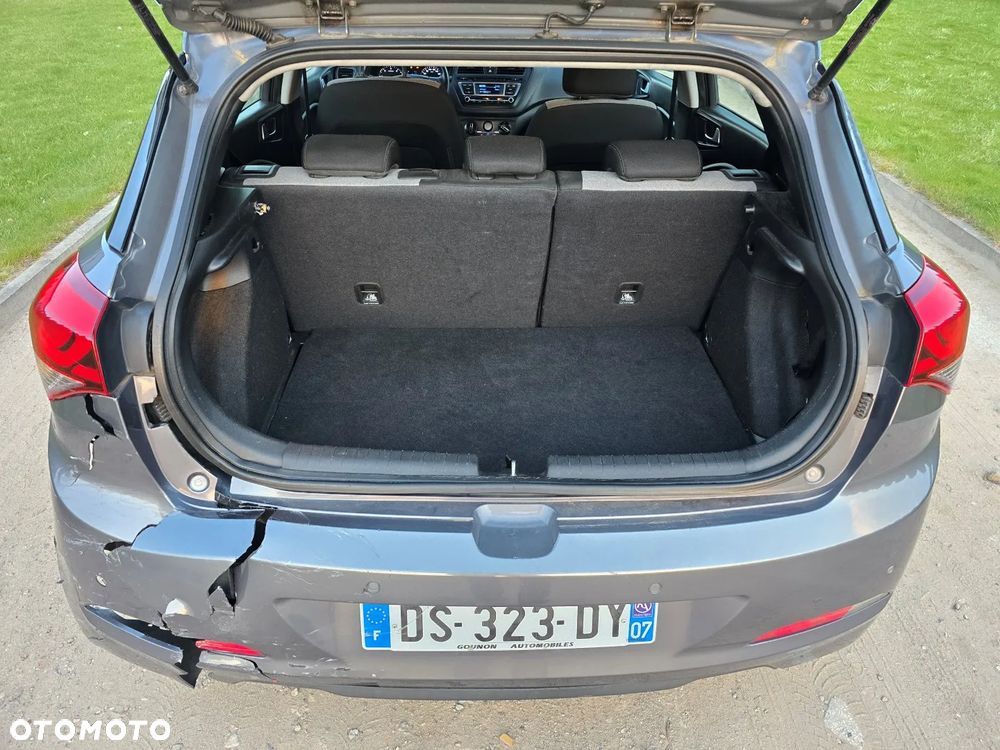Hyundai i20 1.1 CRDi Passion - 15