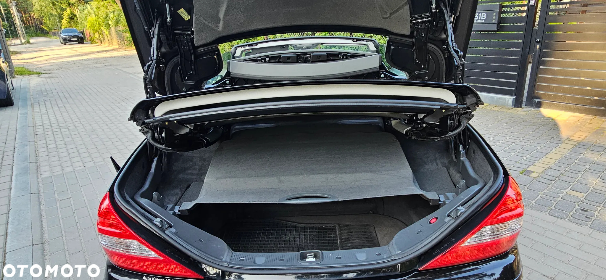 Mercedes-Benz SL - 21