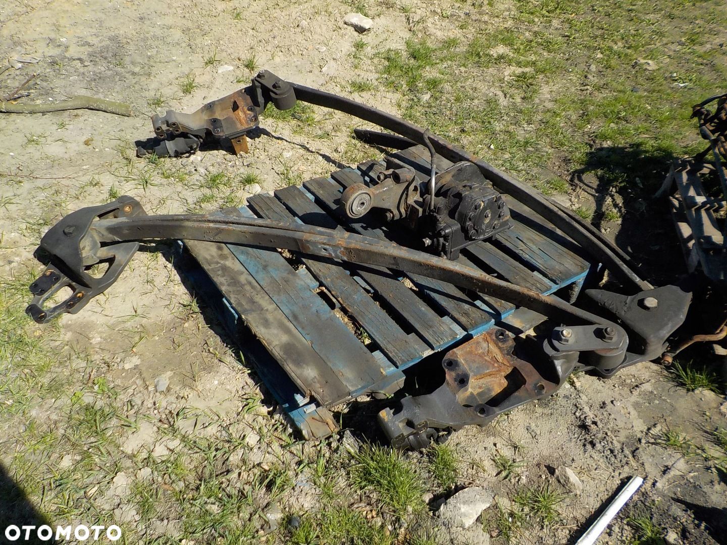 RESORY RESOR PRZEDNI 2 PIÓRA LEWY PRAWY DAF XF 105.460 EURO 5 E5 2005-2013 - 1