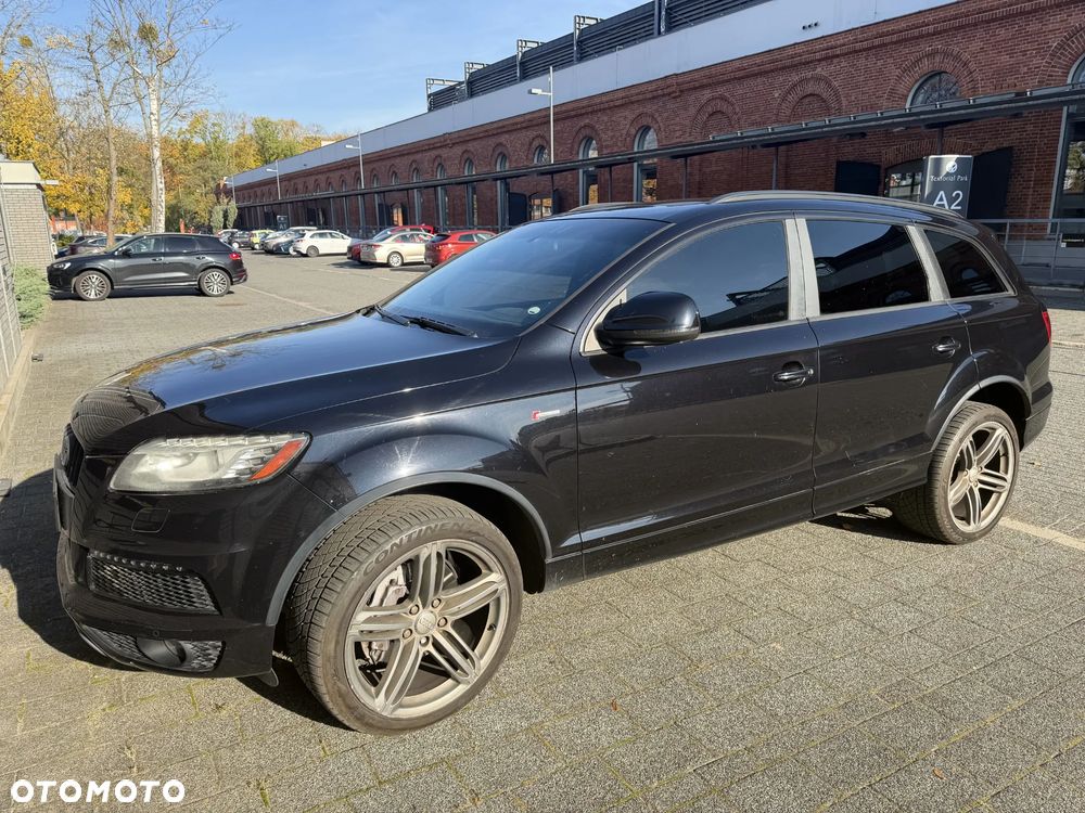 Audi Q7 3.0 TFSI Quattro Tiptr - 1