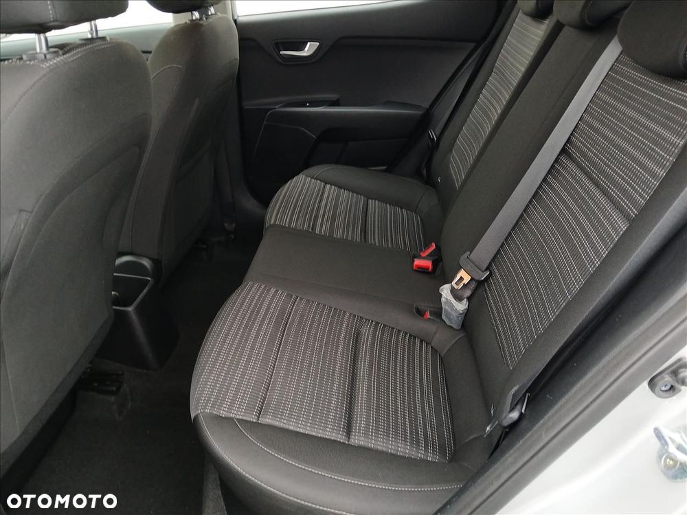 Kia Stonic 1.0 T-GDI M - 10