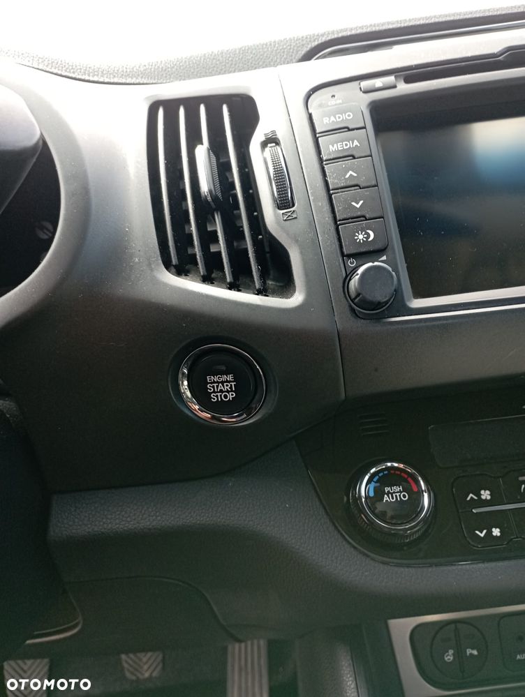 Kia Sportage 2.0 CRDI L - 9