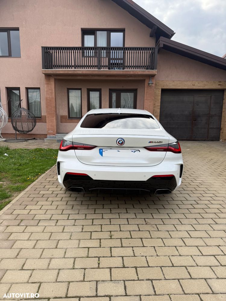 BMW M4 M440i xDrive AT MHEV - 4
