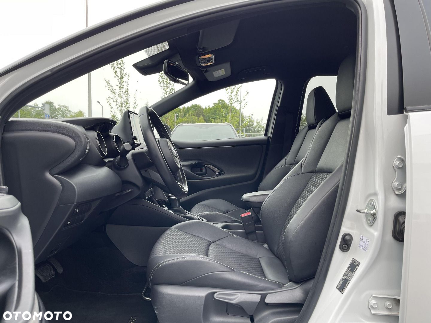 Toyota Yaris - 8