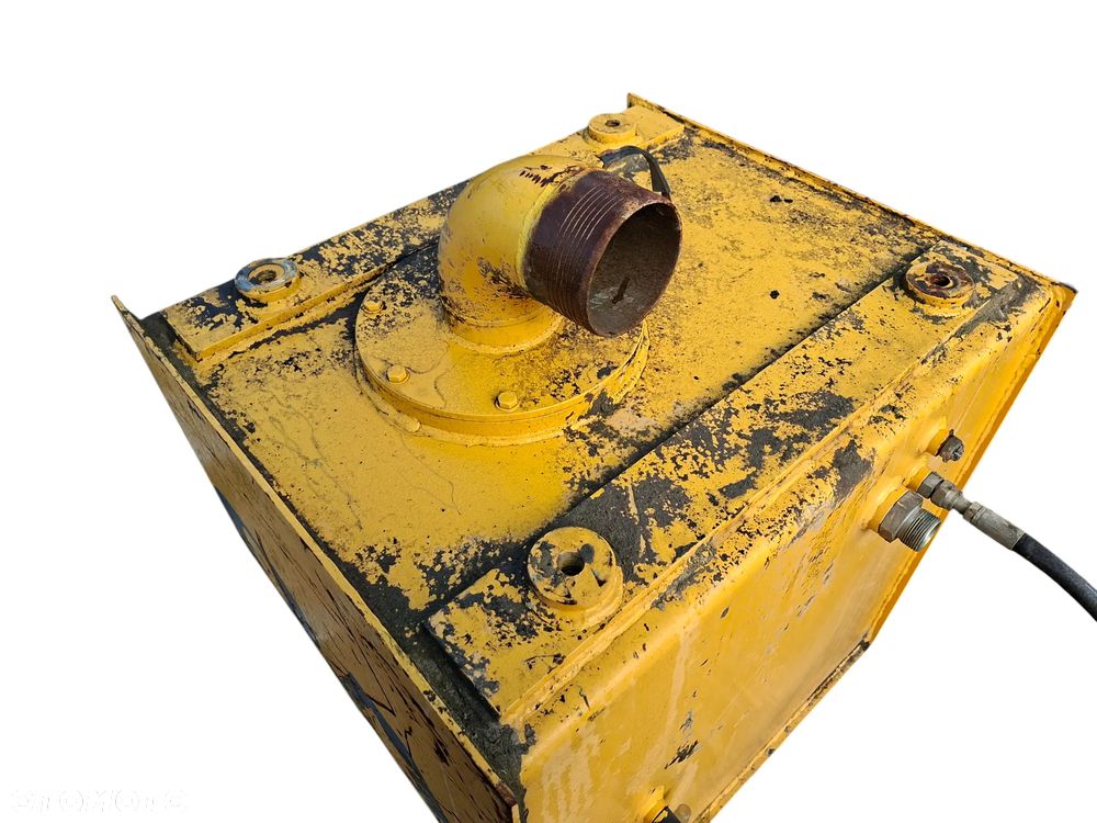 ZBIORNIK HYDRAULIKI OLEJU HYDRAULICZNEGO KOPARKA VOLVO - 7