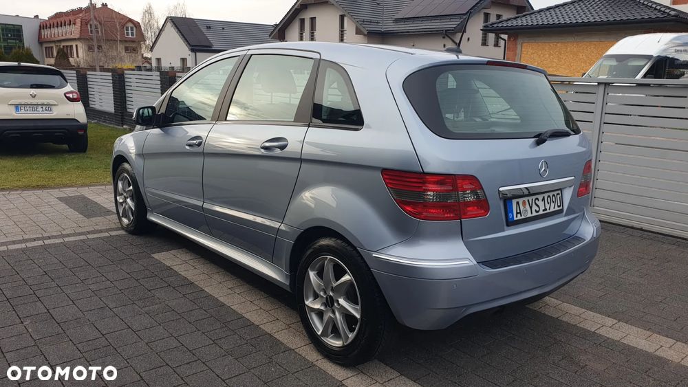 Mercedes-Benz Klasa B 180 BlueEFFICIENCY Edition - 6