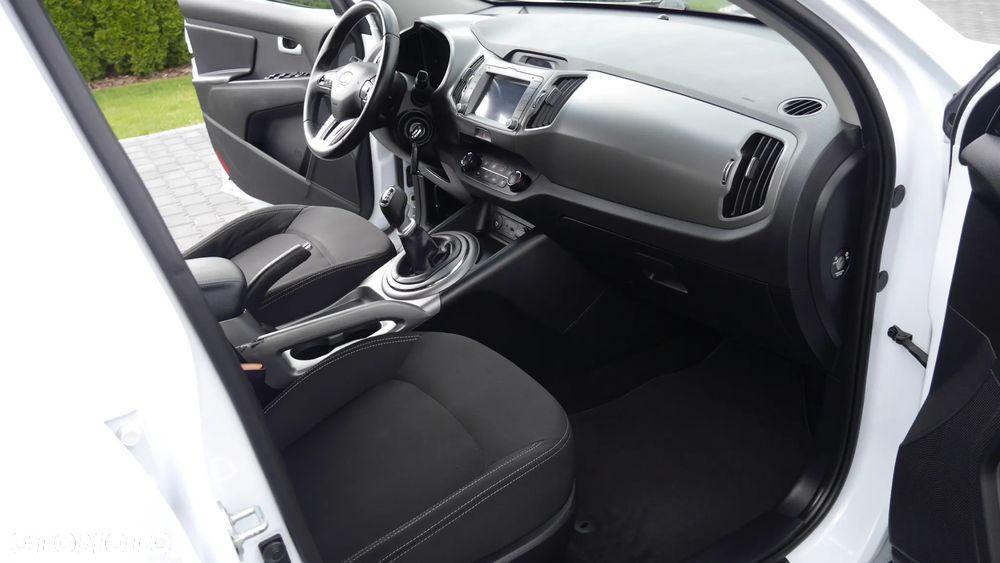 Kia Sportage 1.6 GDI Business Line M 2WD - 28