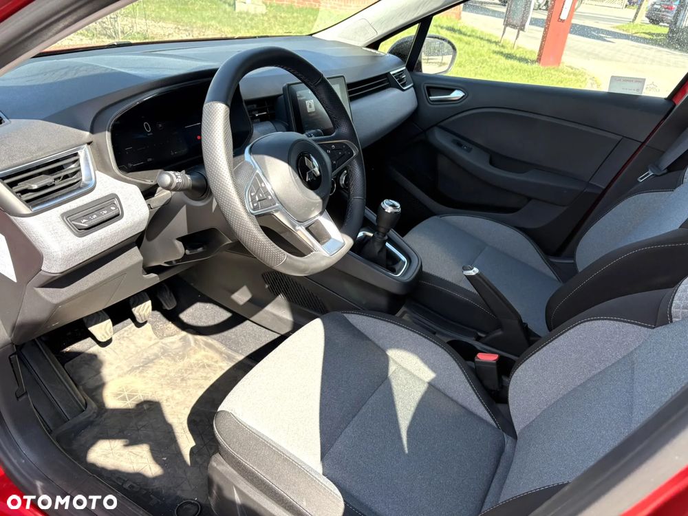 Mitsubishi Colt 1.0T Invite Style Cold - 9