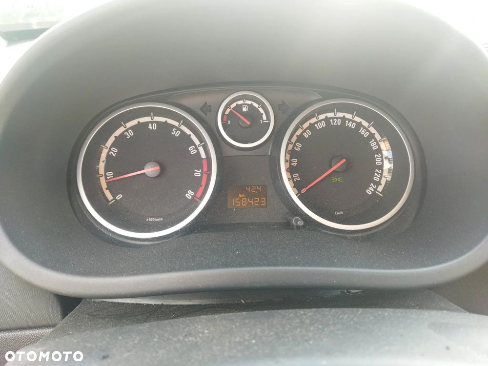 Opel Corsa 1.6 Turbo GSi - 10