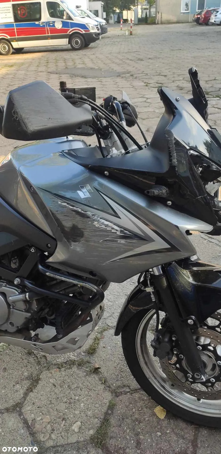 Suzuki V-STROM - 3