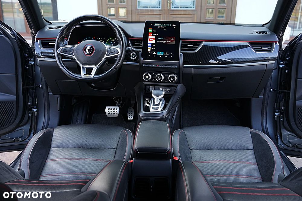 Renault Arkana E-TECH 145 R.S.LINE - 32