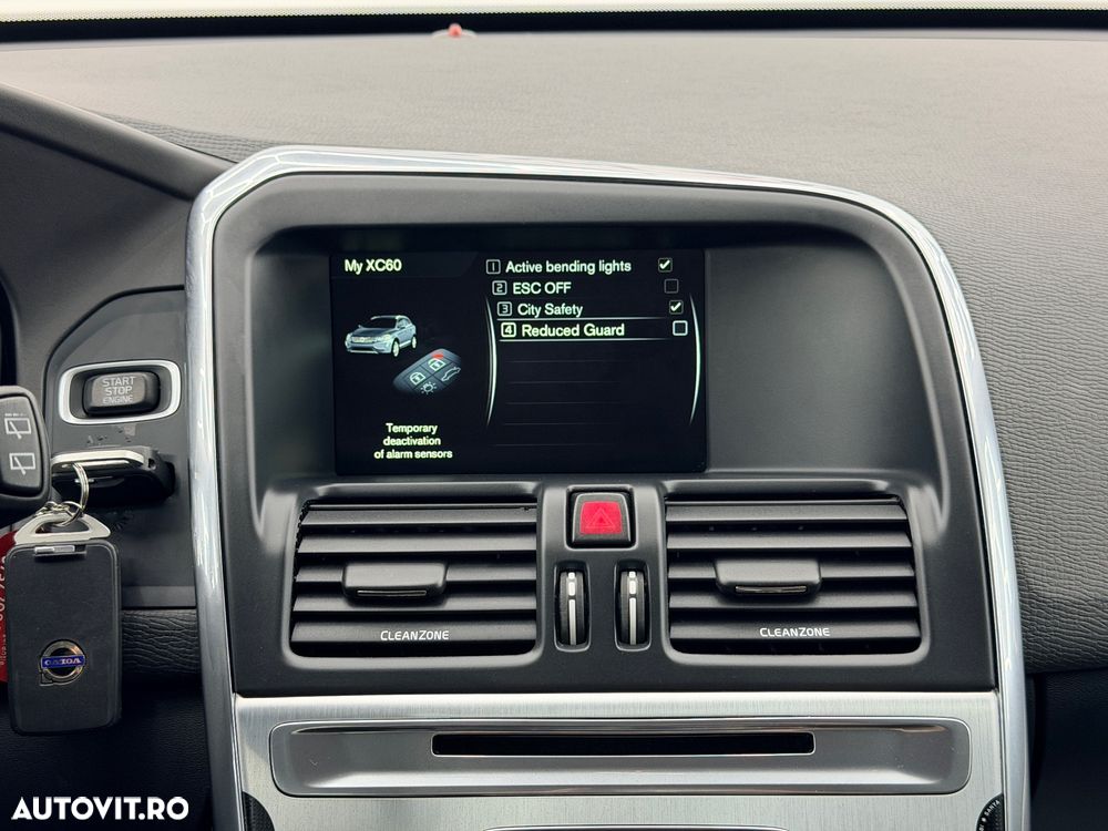 Volvo XC 60 D3 Ocean Race - 36