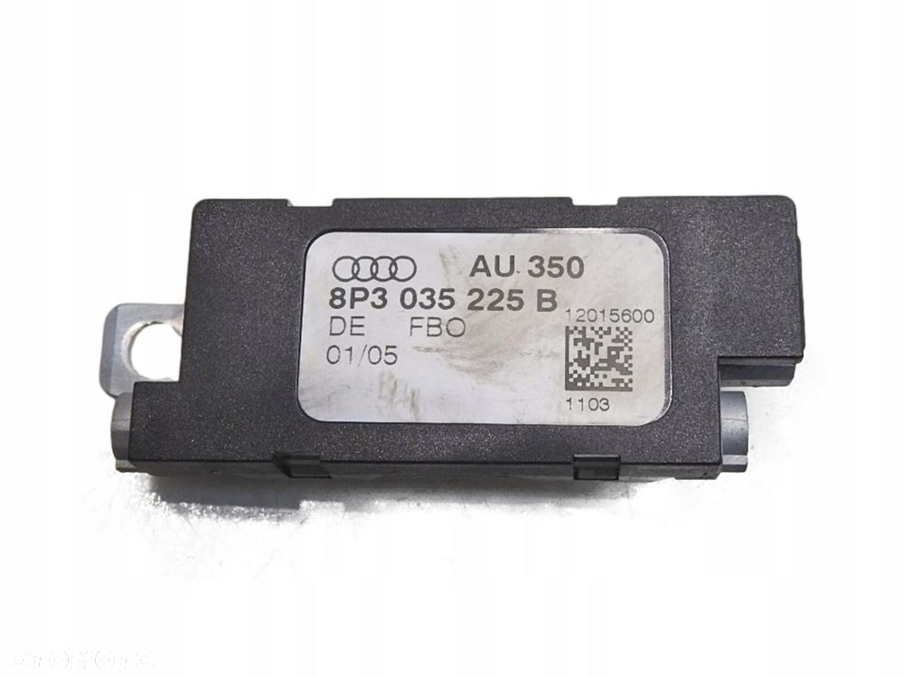 WZMACNIACZ ANTENY AUDI A3 8P 8P3035225B - 1