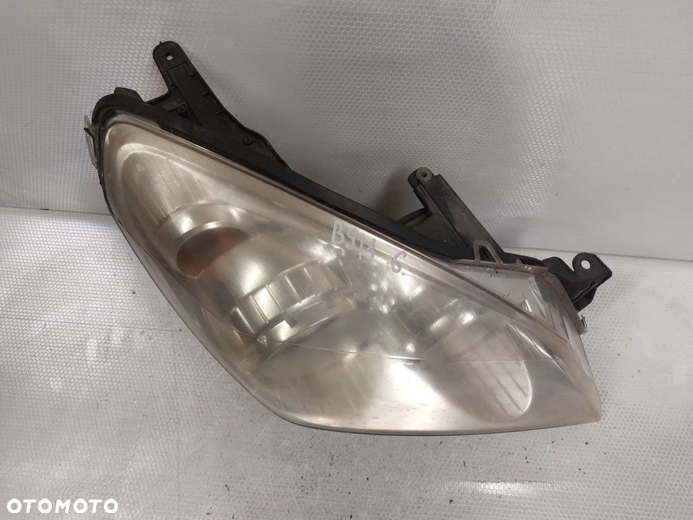 .  LAMPA PRZOD PRZEDNIA PRAWA OPEL ASTRA H - 2