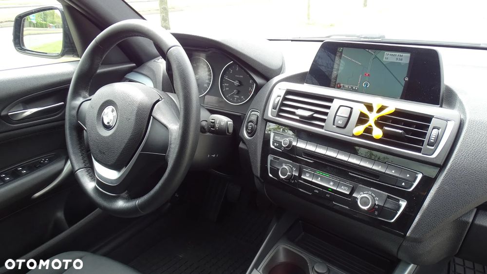 BMW Seria 1 120i Urban Line - 13