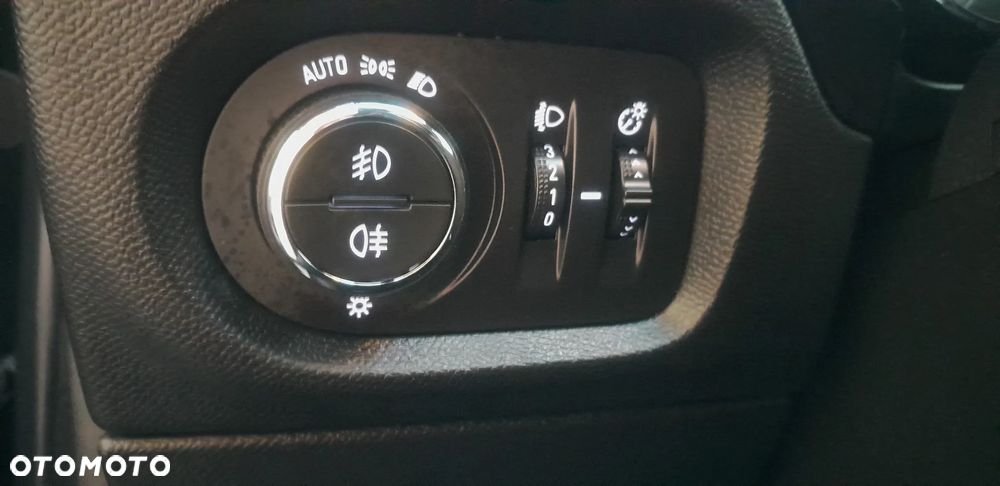 Opel Corsa 1.2 Direct Injection Turbo Start/Stop GS Line - 12