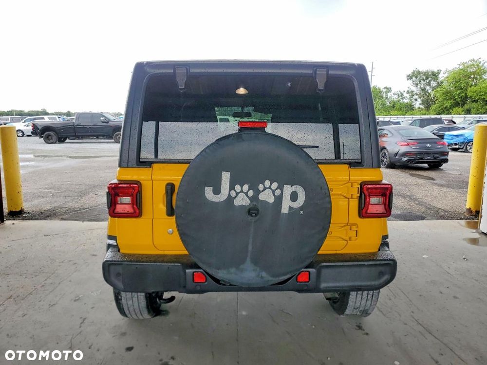 Jeep Wrangler - 6