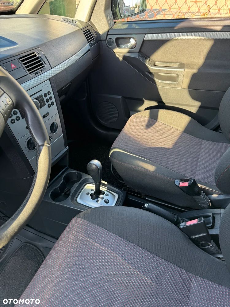 Opel Meriva - 10