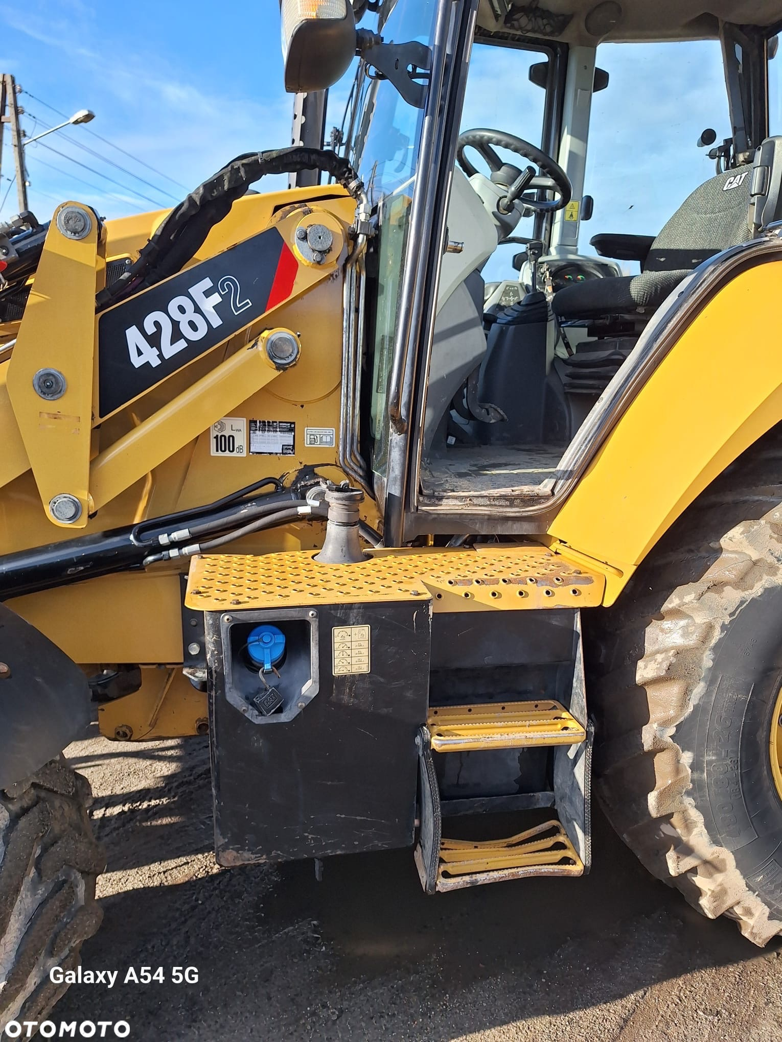 Caterpillar 428F2 - 8