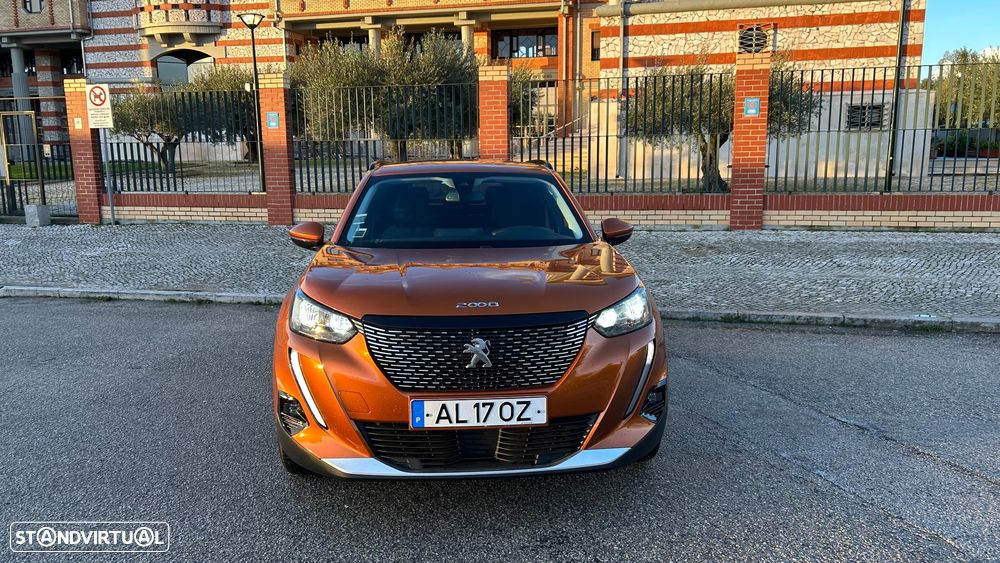 Peugeot 2008 1.2 PureTech Allure Pack - 19