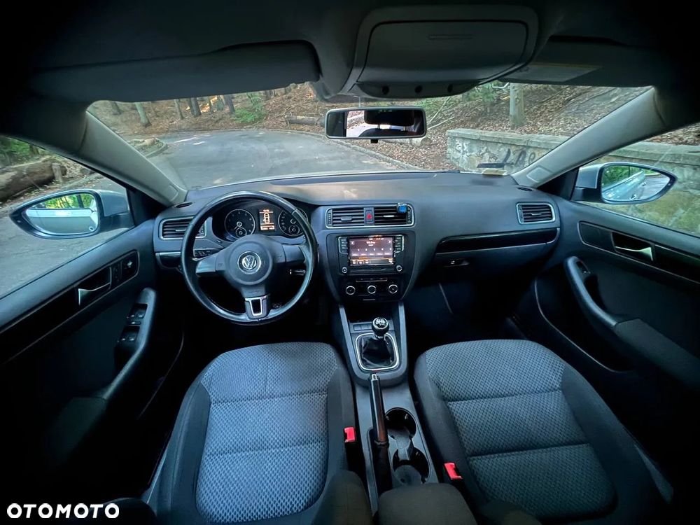 Volkswagen Jetta 1.2 TSI Comfortline - 20
