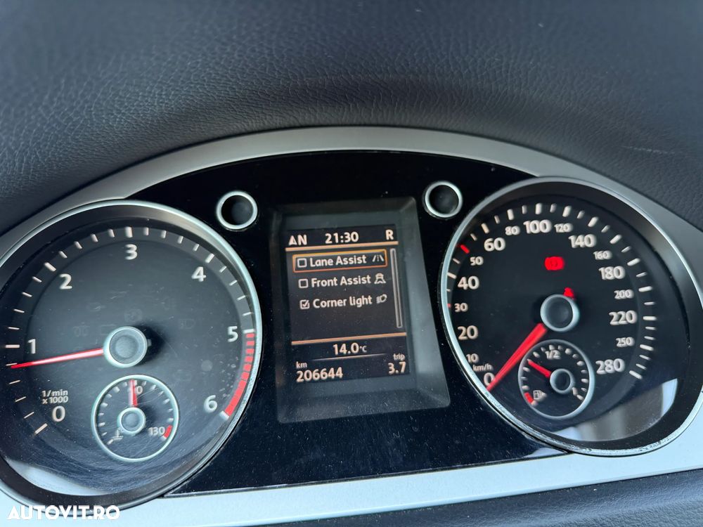 Volkswagen Passat CC 2.0 TDI DSG Exclusive - 26