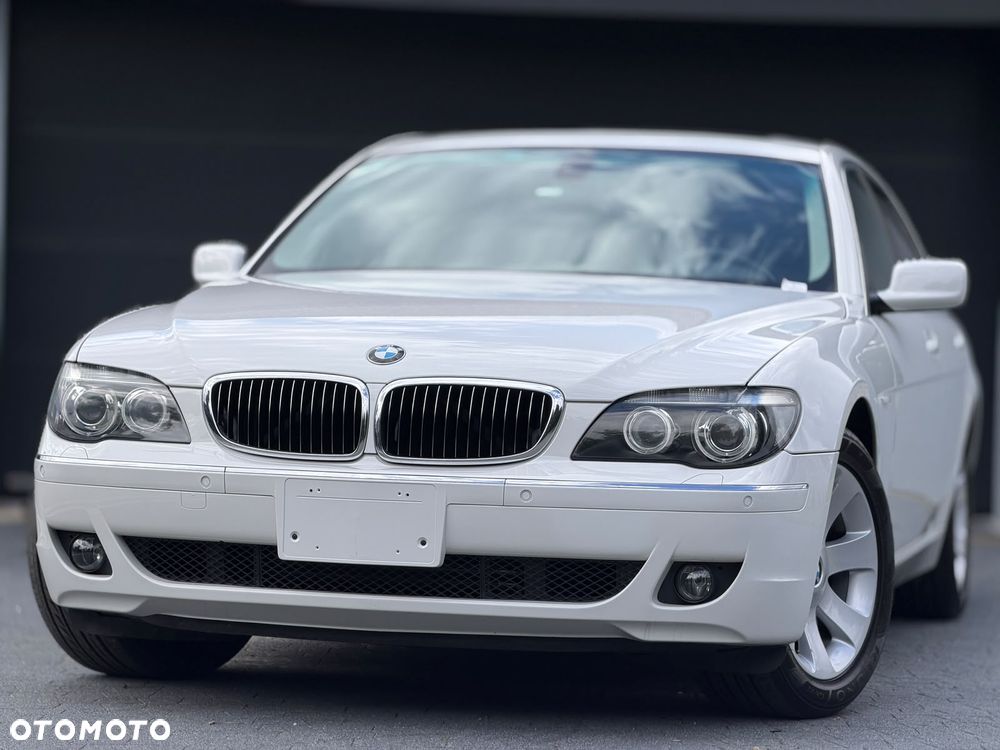 BMW Seria 7 740i - 3