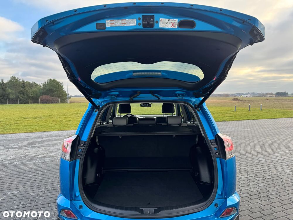 Toyota RAV4 ver-2-5-hybrid-executive-4x4 - 24