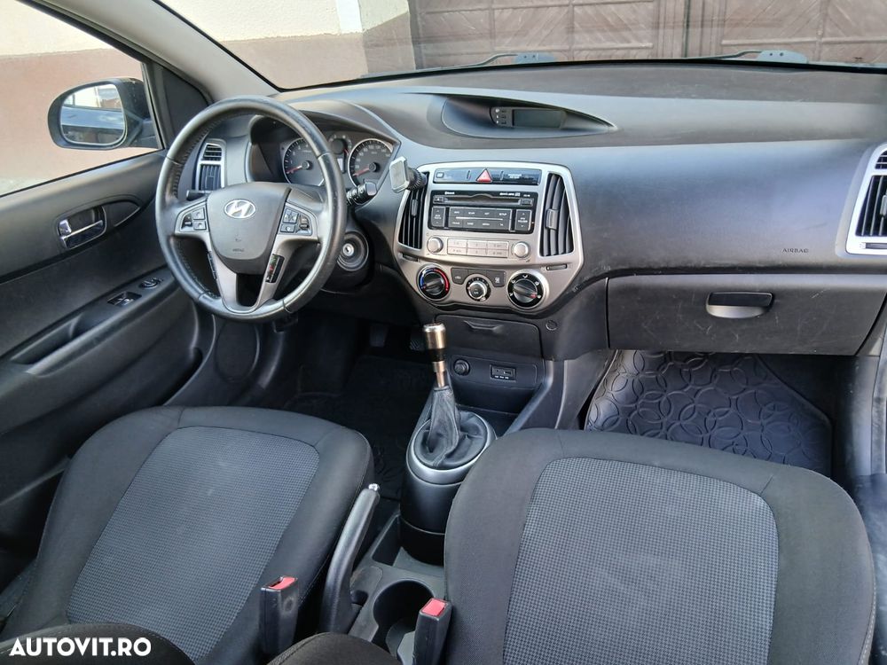 Hyundai i20 - 9