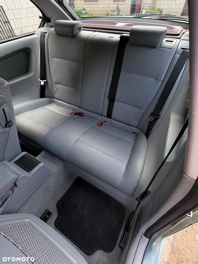 BMW Seria 3 318ti Edition Lifestyle - 10