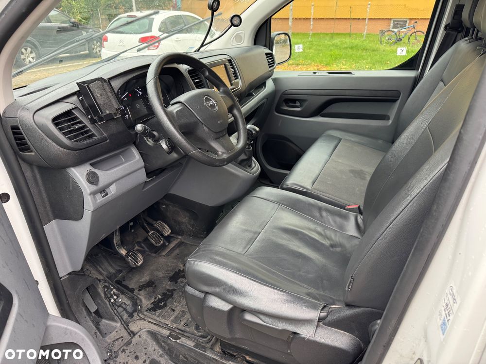 Opel Vivaro - 14