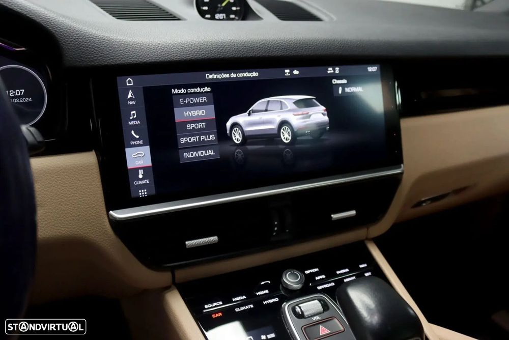 Porsche Cayenne E-Hybrid - 36
