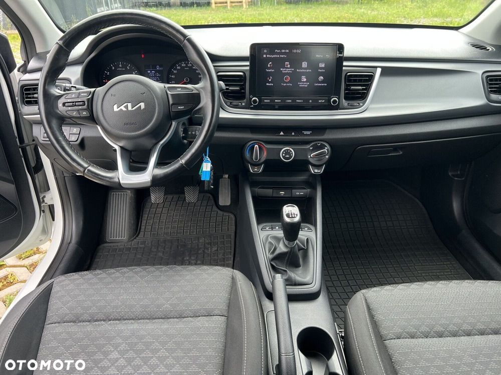 Kia Rio - 3