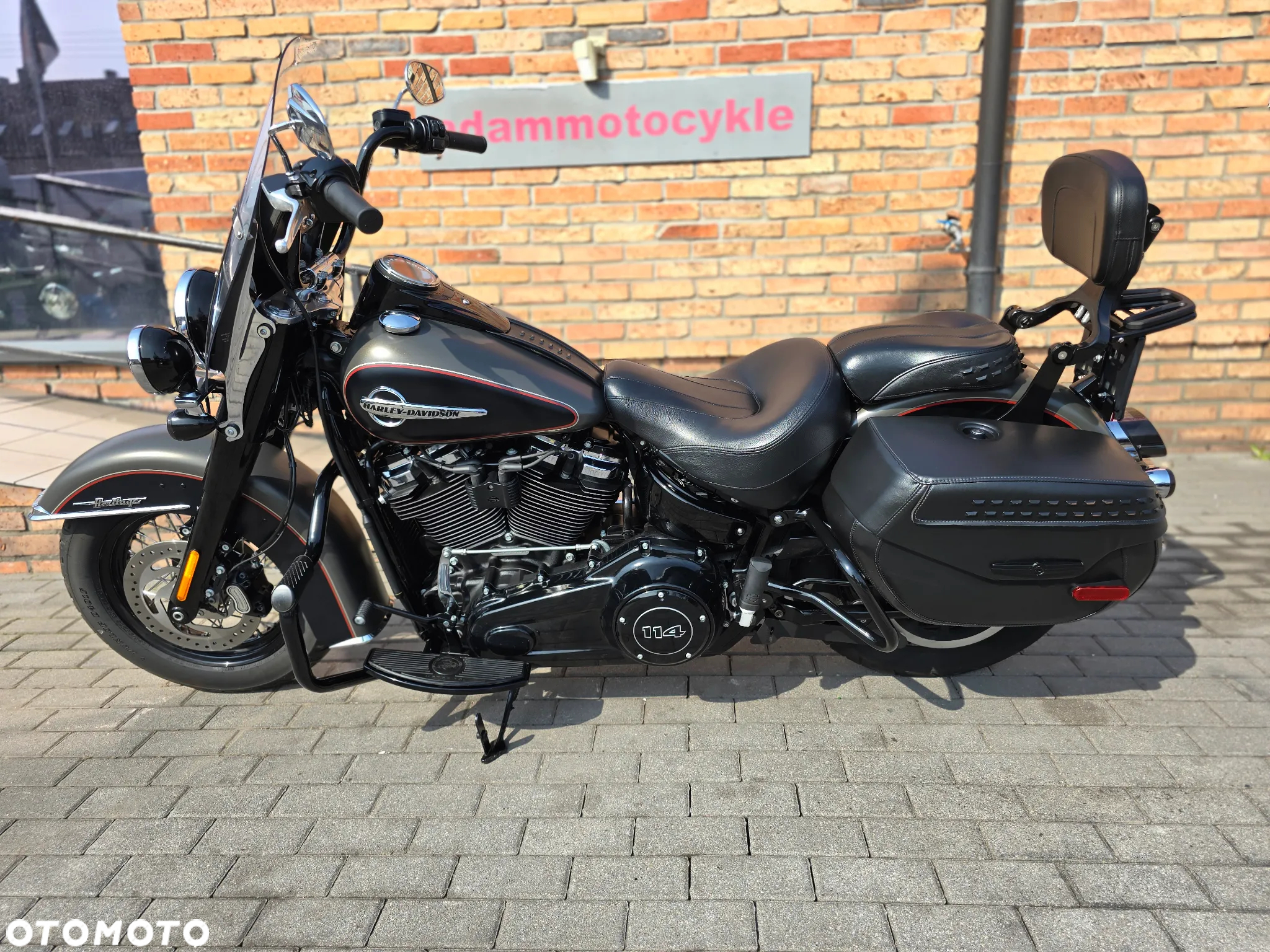 Harley-Davidson Softail Heritage Classic - 11