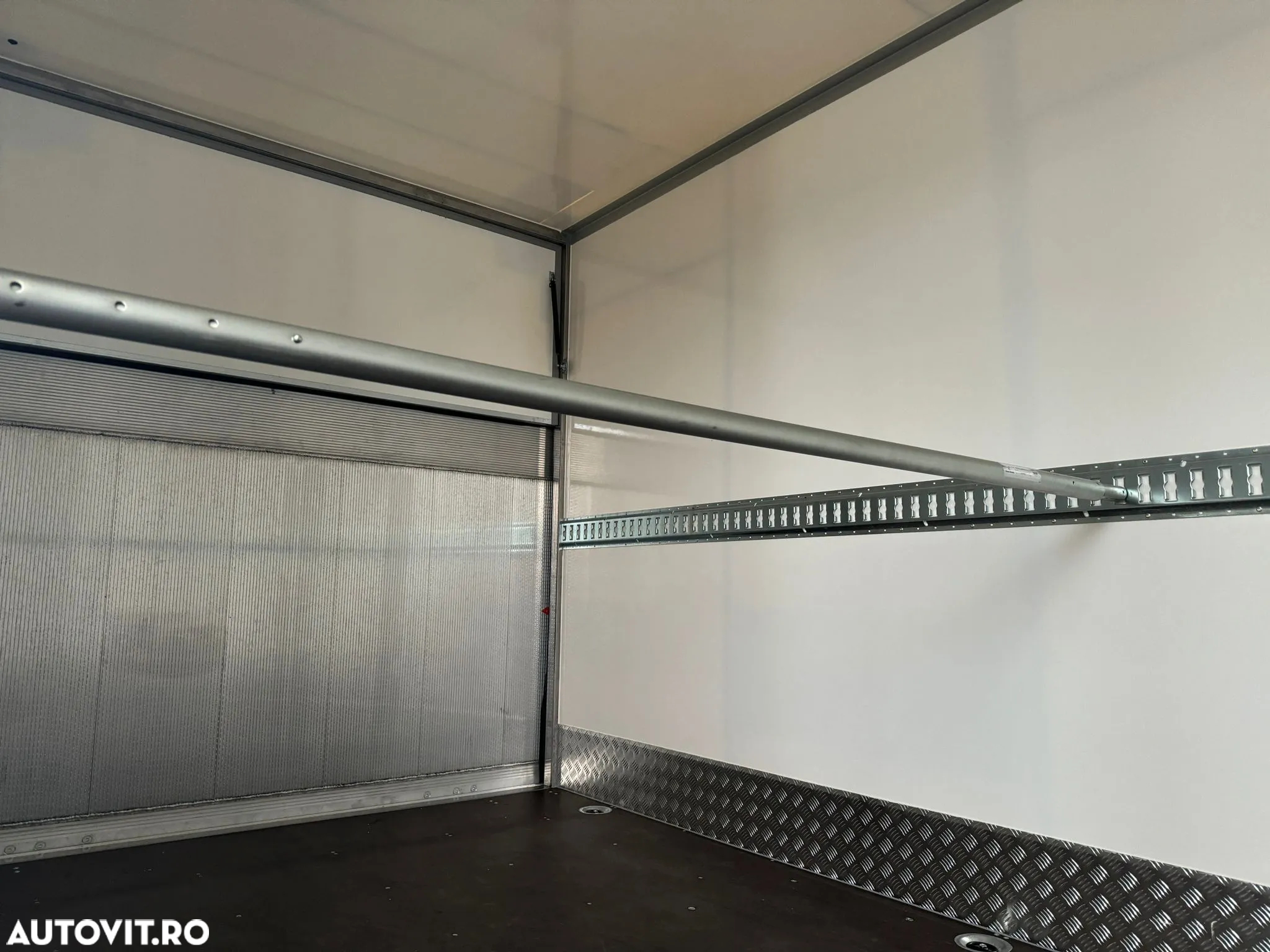 Mercedes-Benz Sprinter 517 CDI Box cu Lift - 8